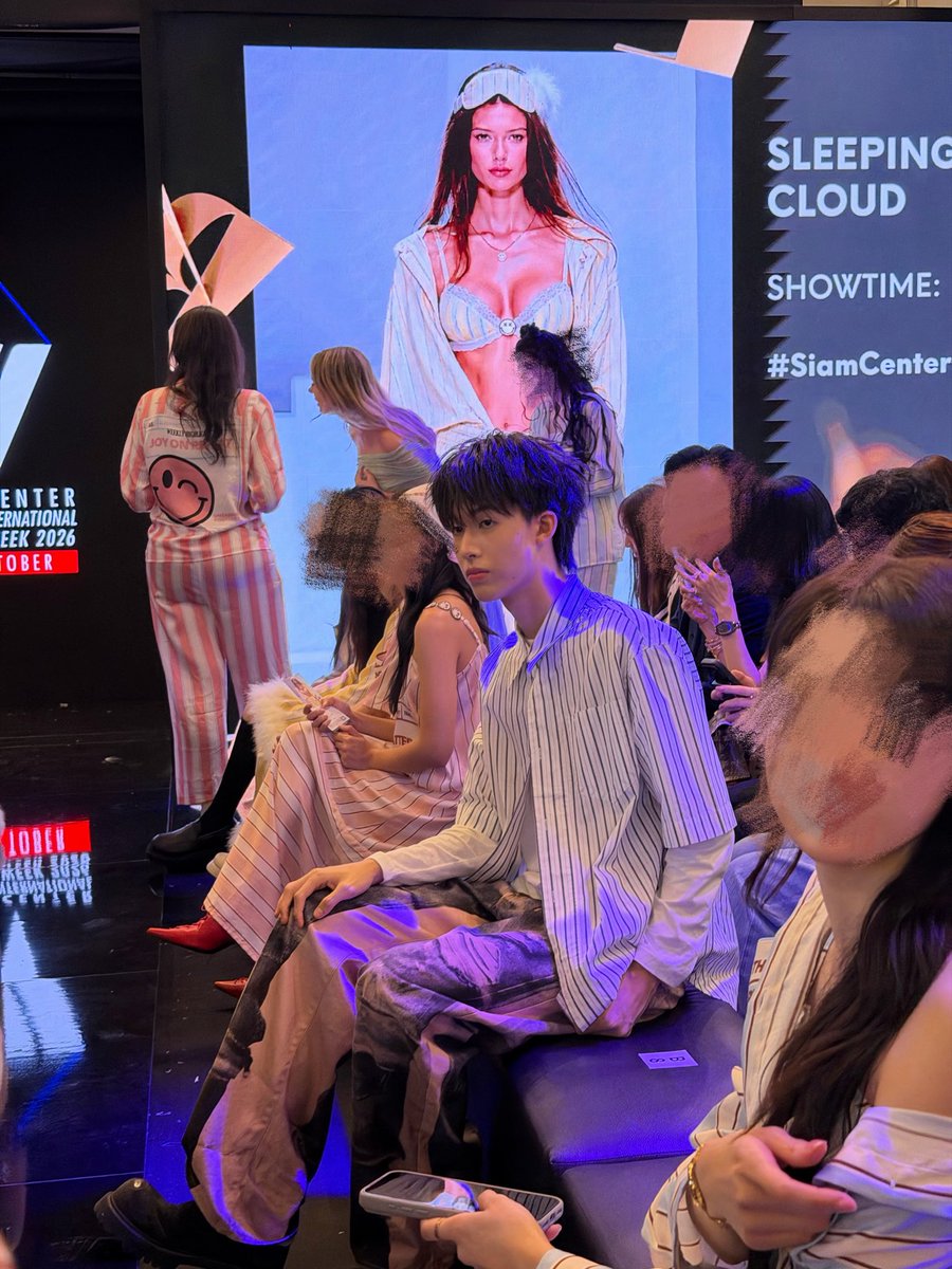 PoonPoeiei's tweet photo. ครั้งแรกกกกกกกกกก🥳🥳

#Poonny
#SiamCenterBIFW2026 
#SleepingcloudTH https://t.co/BBUlvHr5ZS