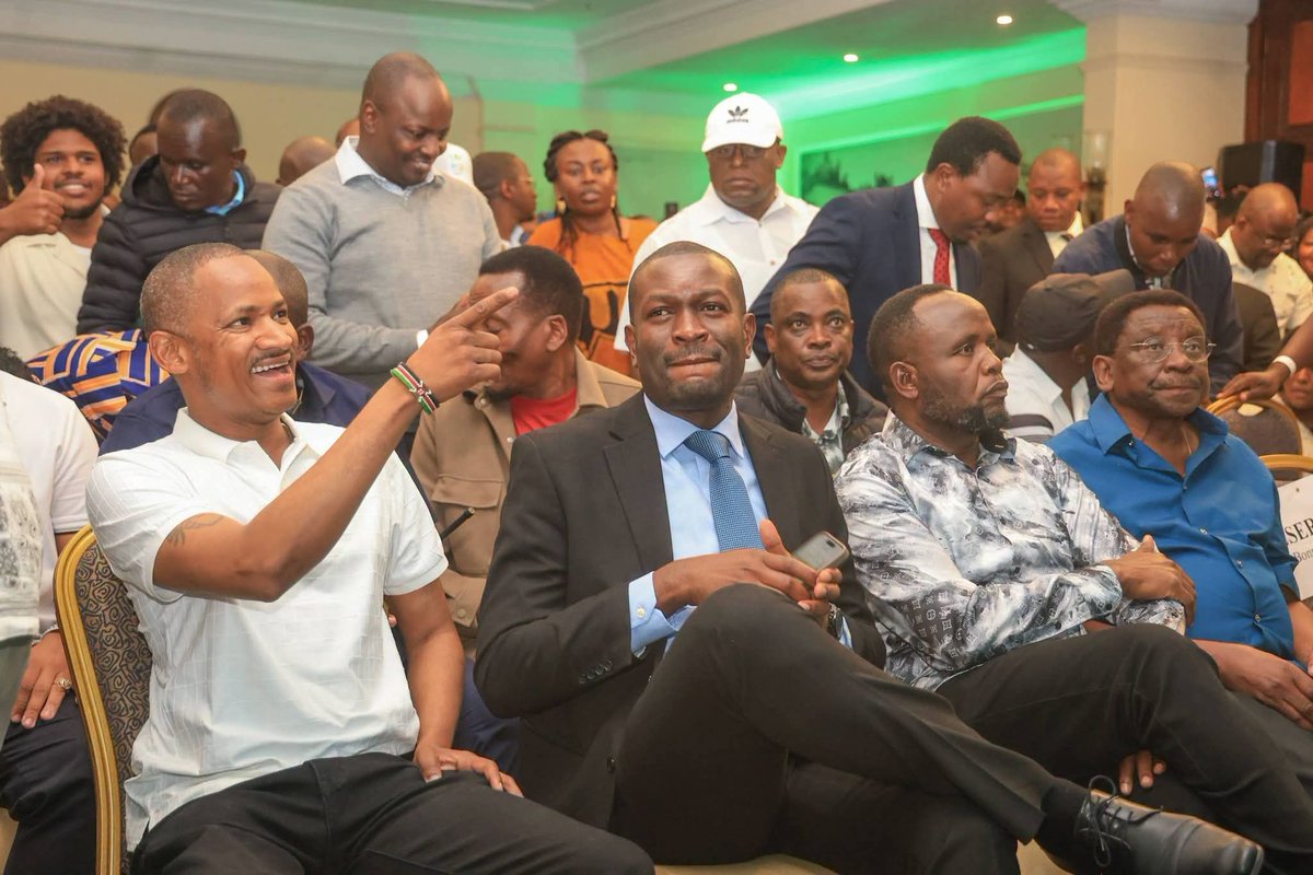 inooroke's tweet photo. Seneta wa Nairobi Edwin Sifuna niaruguritie Kiama Kieru gia kiuteti. Sifuna aruguritie kiama kia The Equitable Party na kiria akahuthira kumaatha giturwa kia uthamaki wa bururi mwaka ukiite. https://t.co/anPyNPYNkj