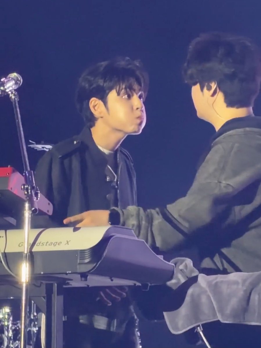 instrumentallyp's tweet photo. 아진짜졸귀력뭐지.................토끼맞잖아.............. https://t.co/GNIw3qCCzs