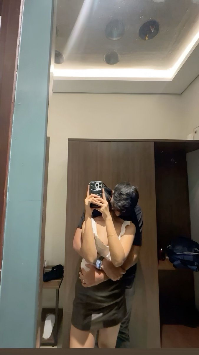 clllarreinne's tweet photo. pov: silahturahmi sama anak twitter 🙈 https://t.co/rmSRRrUh9I