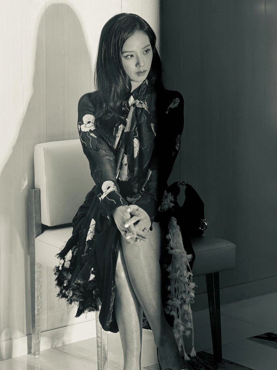 chu93588715's tweet photo. “Only one”
#JISOOxDiorSummer27
#JISOO https://t.co/nBiz3LEnhb