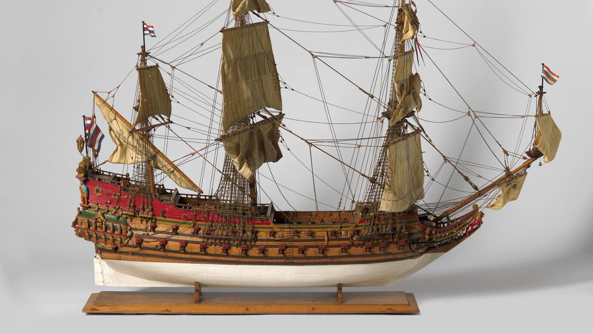 schuttevaer's tweet photo. Het vlaggenschip van Cornelis Tromp dlvr.it/TVmcBQ #CornelisTromp #DeGoudenLeeuw #EngelseOorlog #Nederland #Engeland https://t.co/5BbwtiZCLB
