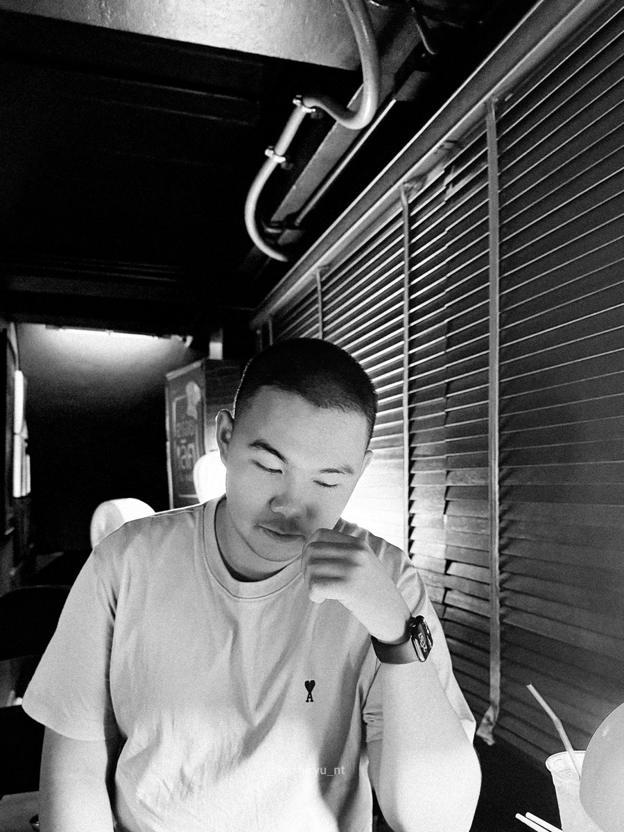 Natha9909's tweet photo. 🥱🫣 https://t.co/DN10movnkN