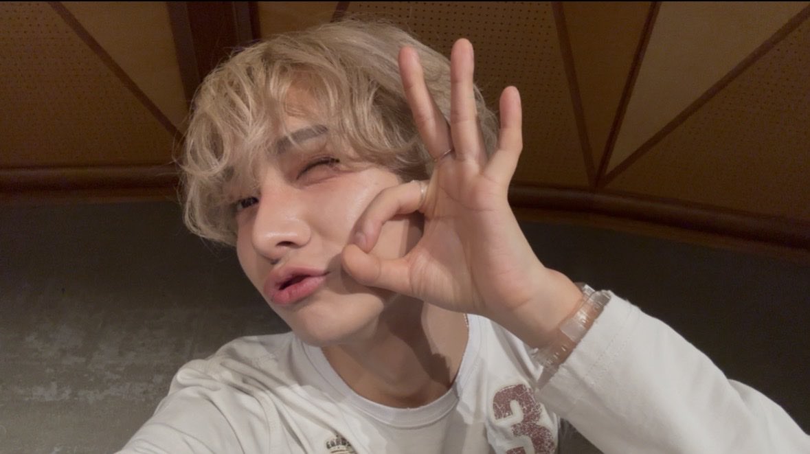 Jpaaark45's tweet photo. 「이거 진짜 예쁘게 나오네」って言ってくれたけど顔が綺麗すぎるんだよね普通に
#박준일 #준일 #parkjunil #PARKJUNIL
#junil #JUNIL #パクジュニル #ジュニル https://t.co/zF2j8sw6HO