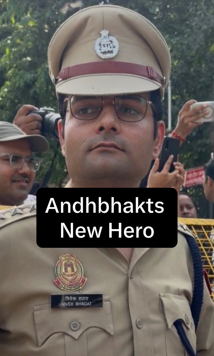 _jiddu's tweet photo. National Hero of Andhbhakts  🤡 https://t.co/yaRNOOec91