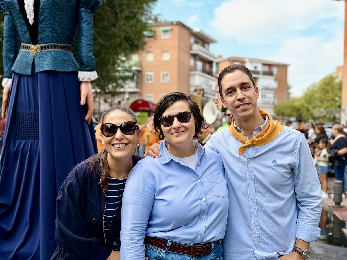 ppleganes's tweet photo. 🎉  Esta mañana hemos disfrutado del tradicional desfile de gigantes y cabezudos, organizado por nuestro concejal y presidente de la Junta de Distrito de San Nicasio @jrodriguezdiaz90 

¡Felices fiestas, San Nicasio! 💙 https://t.co/v6J6yaW4kY