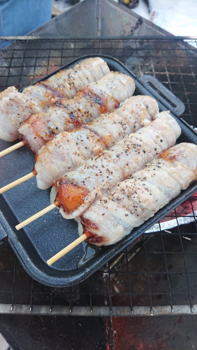 wakingyo0808's tweet photo. @nagisuke_04 BBQのとき作ったことある！
ホットサンドメーカーにピッタリだった🥹 https://t.co/P2DhNQJe9F