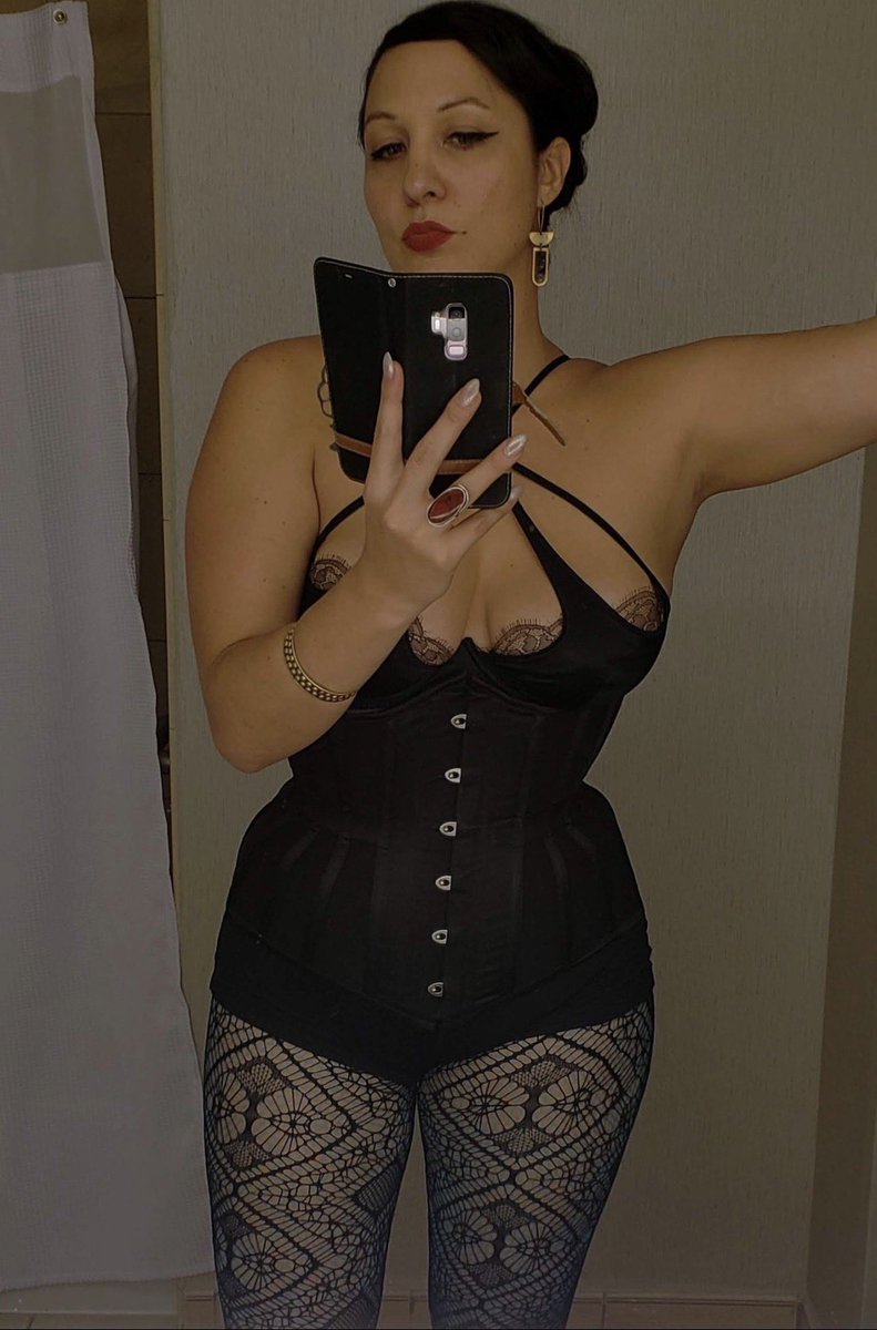 Goddess_Alex01's tweet photo. Are you already locked up? 🔐 https://t.co/9vlQbdsPbh