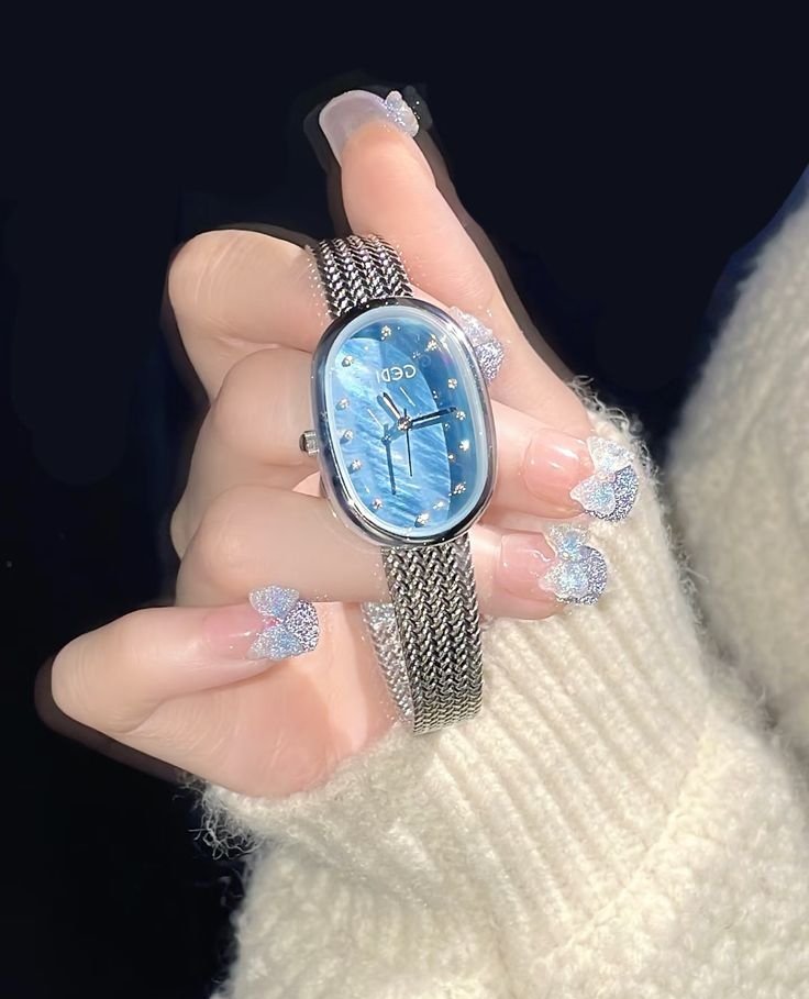 veloura_xedits's tweet photo. Favourite watch💎💙 https://t.co/qc3x6U5hBT