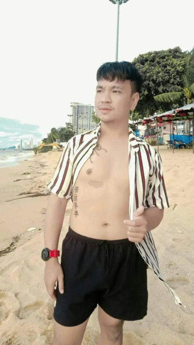 Bus971845210265's tweet photo. อวบล่ำแต่หรรมส่ำแขน55ว่าไปนั่น...มีไผสิยากลองบ่หนอ..จุกนำเด้นิ😆😆😆 https://t.co/fACtKEQft0
