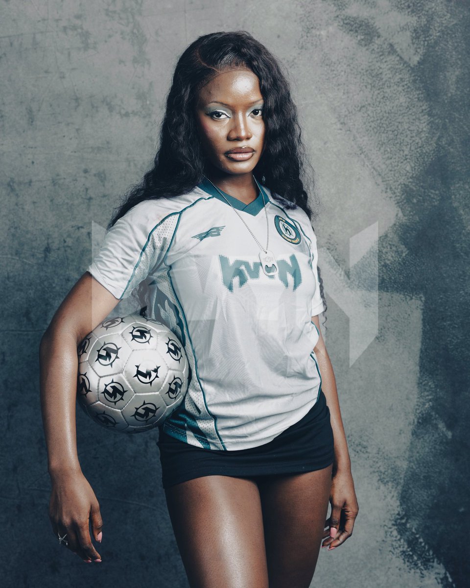 k_v_y_n's tweet photo. Fàdákà jersey now available on the website

Talents: @_Maqic_finqer @mide_yy @fatimat_sanusi 
MUA: @mystickssss 
Photography: @squareroot.studio 
Styling and Creative Dir: @marcusthemakerr 
Artistic direction: @kev2schway @hyfr_blac https://t.co/DzbSoK8hmM