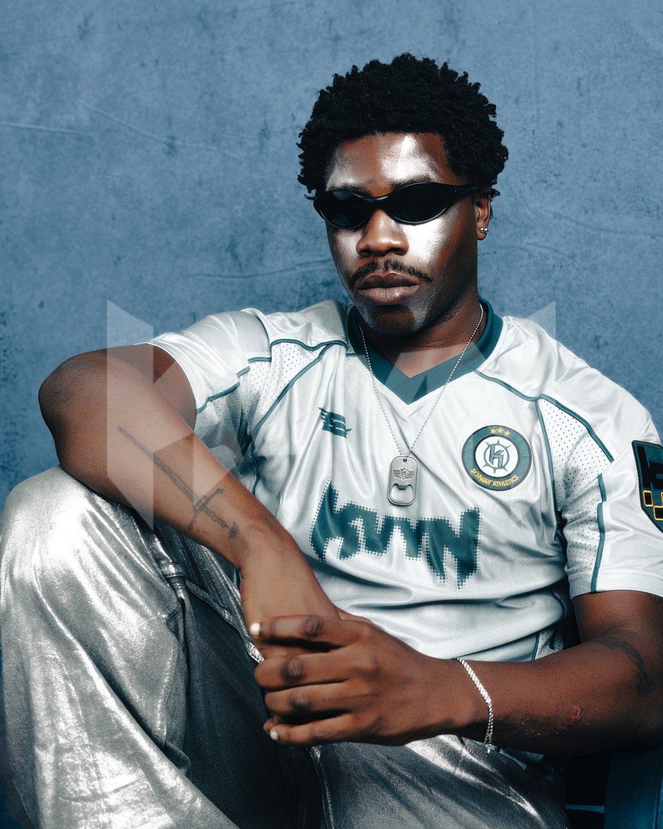 k_v_y_n's tweet photo. Fàdákà jersey now available on the website

Talents: @_Maqic_finqer @mide_yy @fatimat_sanusi 
MUA: @mystickssss 
Photography: @squareroot.studio 
Styling and Creative Dir: @marcusthemakerr 
Artistic direction: @kev2schway @hyfr_blac https://t.co/DzbSoK8hmM