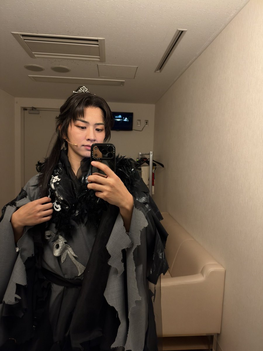 lol_yusuke's tweet photo. 中国ミュージカル『夢微之』
無事8公演やりきることができました。

正直、毎日プレッシャーに押し潰されそうでしたが応援してくれるみんなのおかげでここまで来れたよ。

本当にありがとう。

そして、最高の作品に巡り合わせたくれた環境に感謝です。。

また一つ成長できたかな？

また夢の中で会えたら、、、

なんてねっ