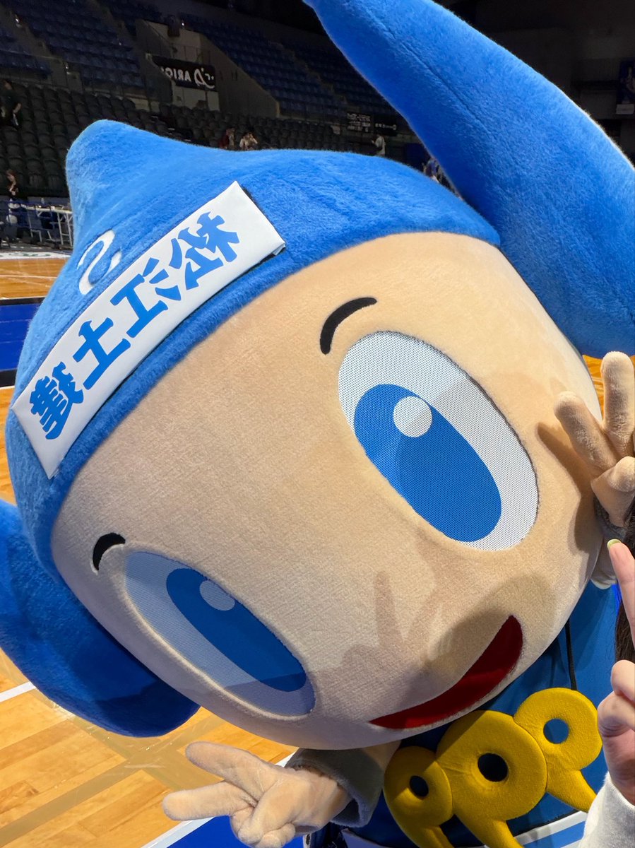 m_2lta2's tweet photo. すさたま最後コートの真ん中にいたのに隅っこで手招きする私に気づいてくれて走ってこっち来てくれたのほんんんまにかわいくて😭見つけてくれてありがとう😭いっぱいお話できたのに神戸来てくれてありがとう伝えるの忘れて悔しい次絶対伝えます😭 https://t.co/XyRa6RwIwt