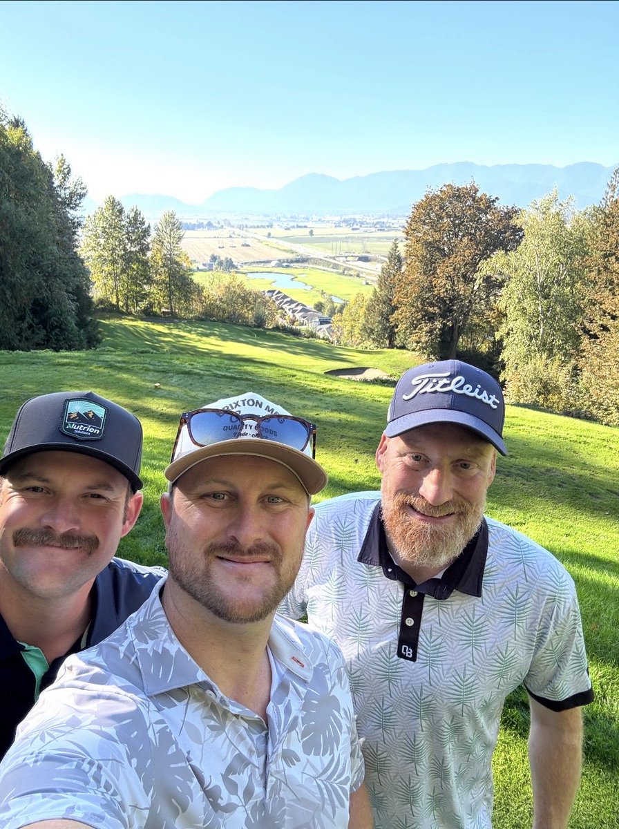 RidgesPLB's tweet photo. Falls club didn’t disappoint. https://t.co/ZQHvRN3XuP
