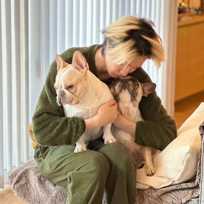 mysoulili's tweet photo. this man is literally an animal fairy and i love it（ ; ; ) https://t.co/cu1ASaraUr