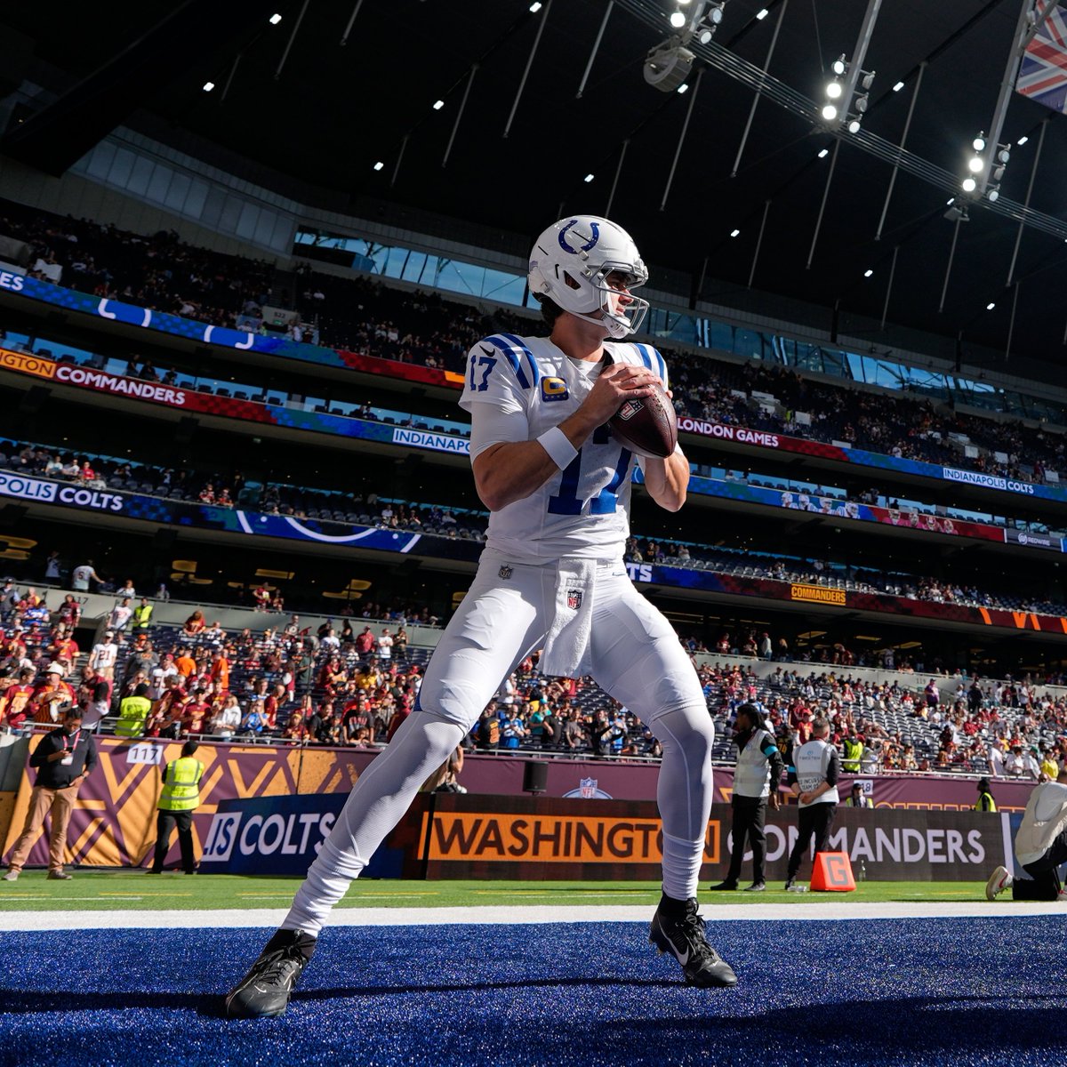 It's almost go time in London. @​NFLUKIRE 

@​INDvsWAS on NFL Network
Stream on @​NFLPlus 
 [📷](https://pbs.twimg.com/media/HTyfF8GWUAAnCZO.jpg) [📷](https://p
