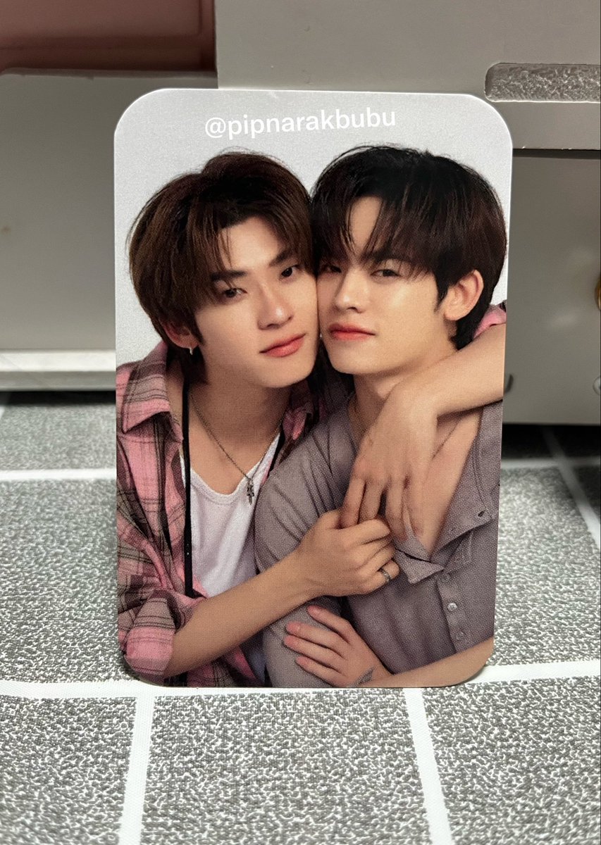 pipnarakbubu's tweet photo. WTS | ปล่อยการ์ดตี๋ตี๋ป๋อด้วงกับเธอep✊🏻มีตนนิดนึง ไม่ส่องไม่เห็น🤏🏻

เสนอราคา 📢
📍 เริ่ม 300฿ | ปิด 23:00 (05/10/69)
💟 บิดลง 0  📩ผ่าน dm 

📦เหมา45฿

#ตลาดนัดdmd #ตลาดนัดดูมันดิ 
#ตลาดนัดตี๋ตี๋ป๋อ #ตลาดนัดด้วงกับเธอ #ตลาดนัดดมด https://t.co/x8Th6Sv3BH