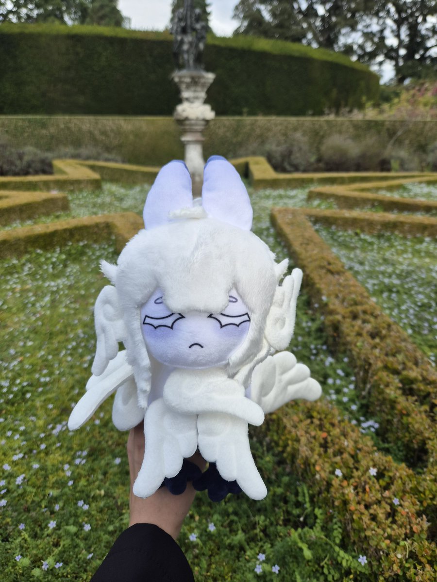 BDo20020802's tweet photo. He touched grass and had some desserts as well. 

@crrnspiracy https://t.co/d13vKnoMW4