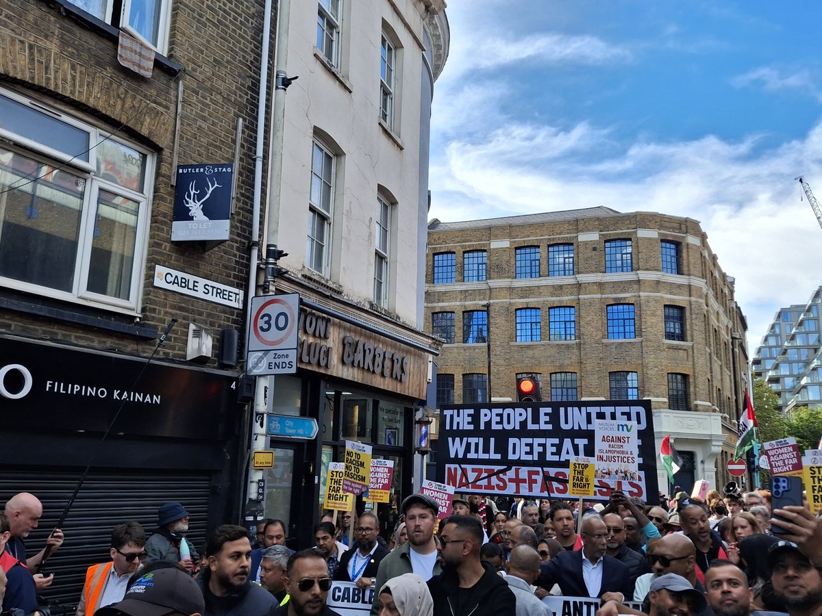 uaf's tweet photo. We've arrived!
#CableSt90 

@LouiseRawAuthor @Searchlight_mag @AntiRacismDay https://t.co/rZs8gxetTD