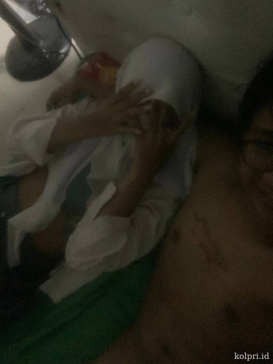 CatherinLYG49U's tweet photo. Miss Firly, adek kelas diajakin main kekos

full media cek disini
https://t.co/YQrntOB7a8 https://t.co/AC0glwmRzK