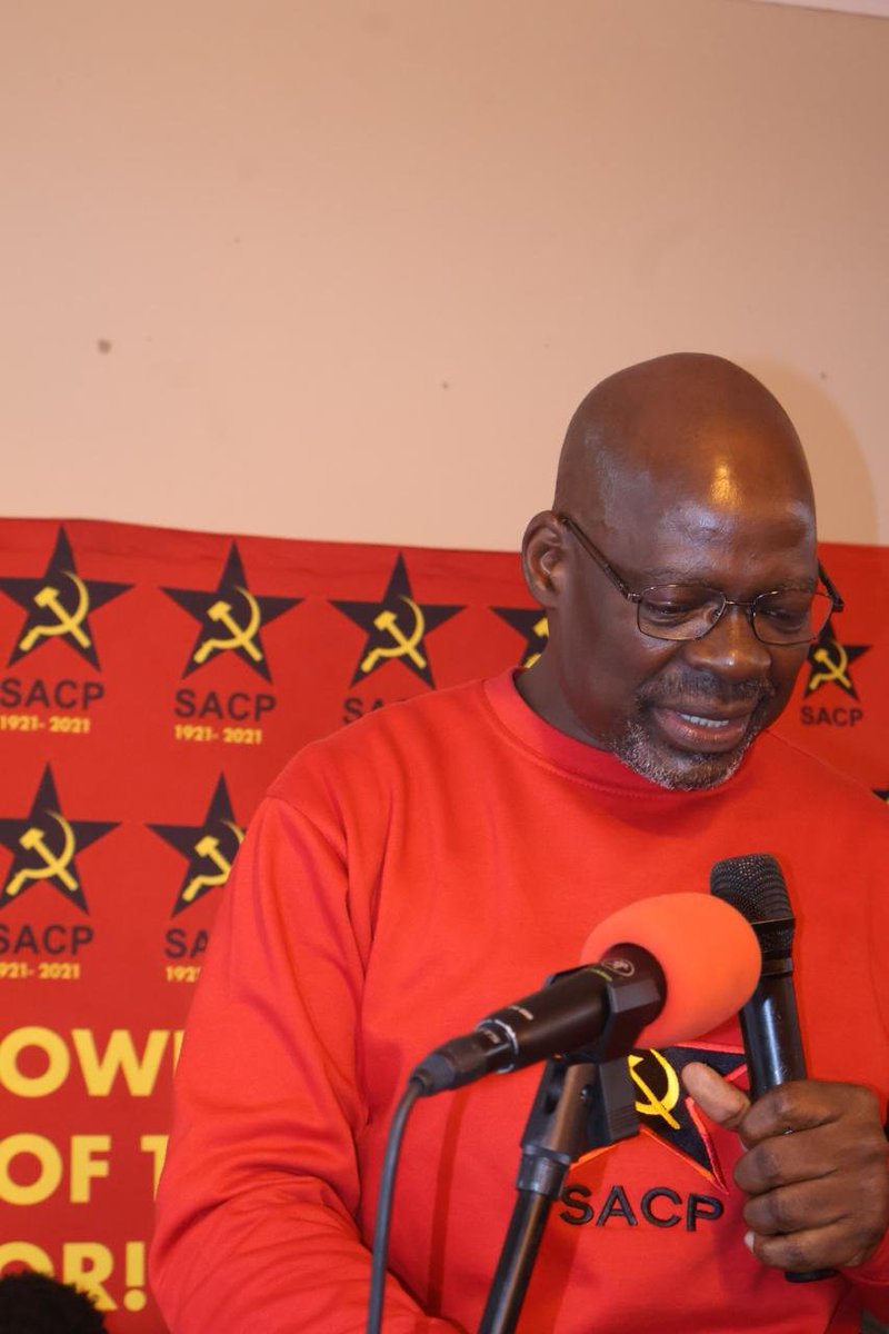SACP1921's tweet photo. SACP General Secretary, Comrade Solly Mapaila, delivers the keynote address at the SACP 2026-27 Red October Campaign Launch held in Komga, Eastern Cape Province.
#VoteSACP #VoteSACP2026 #LGE2026 https://t.co/NelhYmjuXY