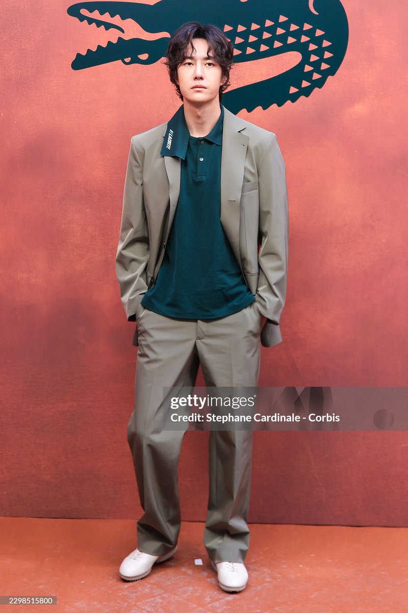 WYBSOURCES's tweet photo. 📸 Getty images of #WangYibo at Lacoste Spring/Summer 2027 show in Paris Fashion Week

WANG YIBO LACOSTE NO WHITE
#WangYiboPFWxLacosteSS27 #LacosteSS27 @Lacoste https://t.co/EM9yunyrun