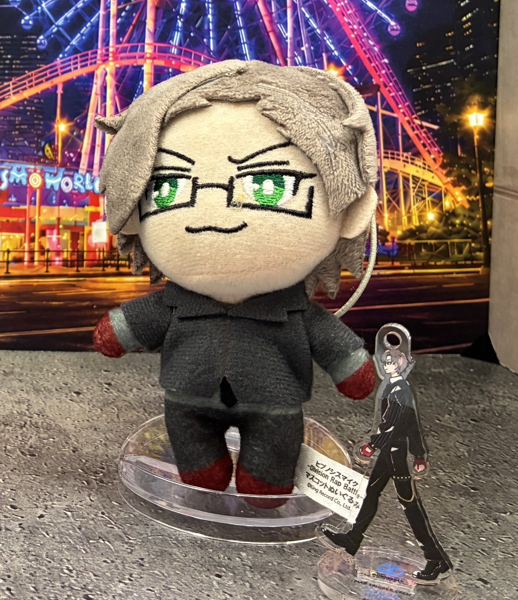 aplpie10's tweet photo. 【ぬいぐるみ探しています】
ヒプノシスマイク
入間銃兎 フクヤ ぬいぐるみ
落とした時期：ライブ期間
落とした可能性のある場所：関内駅周辺
特徴：眼鏡の左下に糊の跡があります
見かけた方、拾った方がいらっしゃいましたら、ご一報お願いいたします。 https://t.co/6BIjOwPW1o