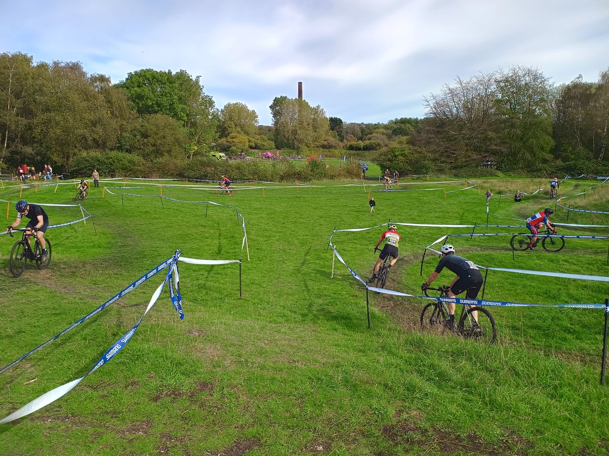 StephenMoreton3's tweet photo. Had a lovely time at the cyclo-cross event over baggeridge today ๐ดโโ๏ธ
Well done to everyone who took part ๐๐ป
#cyclocross #cycling #fun #sunday #baggeridge #cycle #fitness #bike https://t.co/Np5TagBWxQ