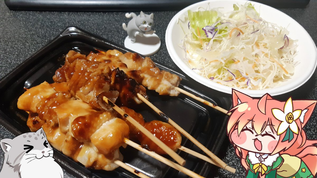 haruxnyan's tweet photo. 焼き鳥を七味たっぷり掛けて食べた！ https://t.co/FcnvL3JBo1