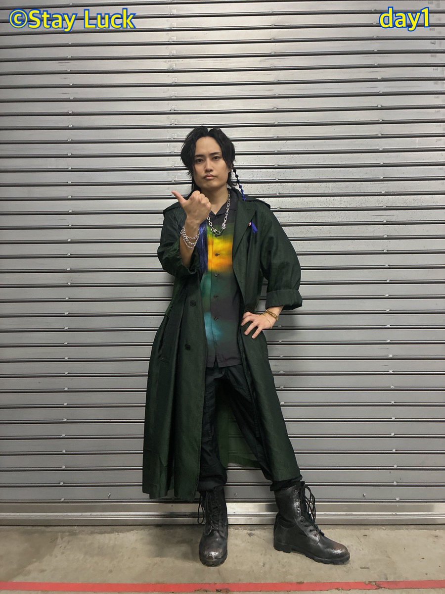 stayluck_tw's tweet photo. 《STAFF》
野津山幸宏が「ヒプノシスマイク -Division Rap Battle- 12th LIVE ≪MIC AS ONE≫ 」に出演させていただきました🎤

会場にお越しいただいた皆様、配信をご覧いただいた皆様、誠にありがとうございました🎲

 #ヒプノシスマイク
 #ヒプマイ12thライブ https://t.co/HOm7vj47Gy