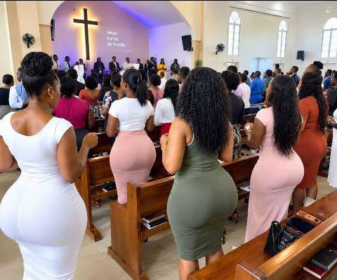 GalaxyFMUg's tweet photo. Welcome back from church Bazzinyi 🙏 https://t.co/jfrJ2LrOtN