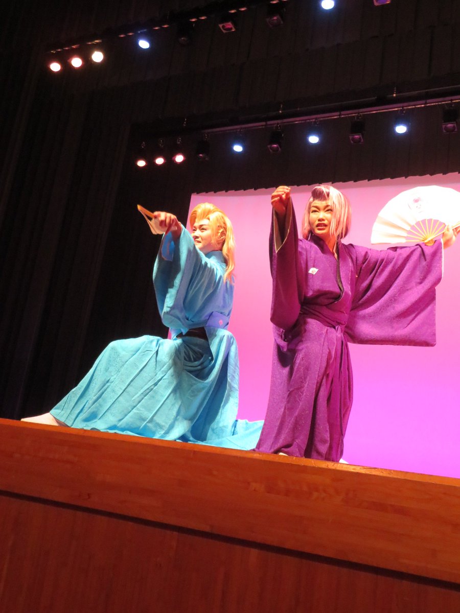 dka4pkHbeChYyeO's tweet photo. 栗原文化会館
みちのく太鼓まつり～結～
アンコール公演
10月4日
ゲスト
#錦兄弟
#錦流2代目家元
#錦旭英
#錦れい
30分で5曲あっと言う間でした
女形では惚の字のほ
久しぶりに観れて懐かしかったです😆
れい君の2曲目上手く撮れてなかった💦🙏 https://t.co/6YrigU5L31