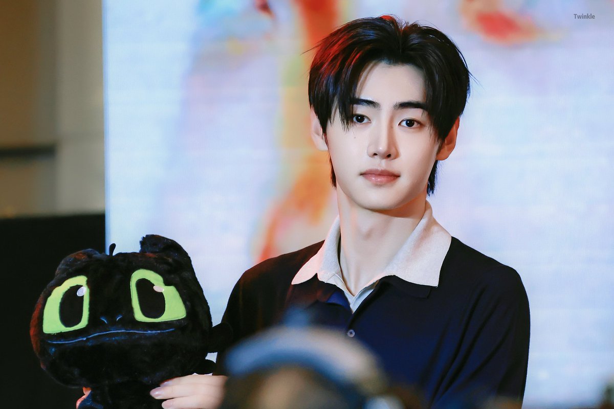 hoonsssi's tweet photo. @jjongseorng @jongsoengie This is you. https://t.co/9AeWrQ6oYo