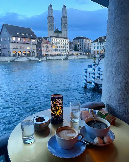 BoylanRoger's tweet photo. Morning coffee in Zurich. https://t.co/0jlvJlqnpp