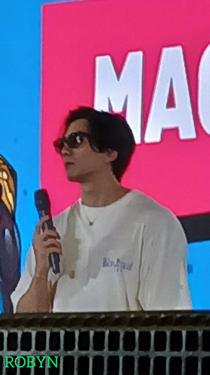 roby61717's tweet photo. @philazora I'm happy although  did not participate in the photo and autograph session due to cost constraints 🥲 https://t.co/Ko94rif6Oz