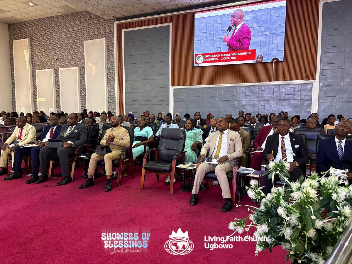 lfcugbowo's tweet photo. Pictorial Highlights of Our Showers of Blessing Service

#Showersofblessing
#SundayService 
#lfcugbowo
#viral https://t.co/MRKIANrhpx