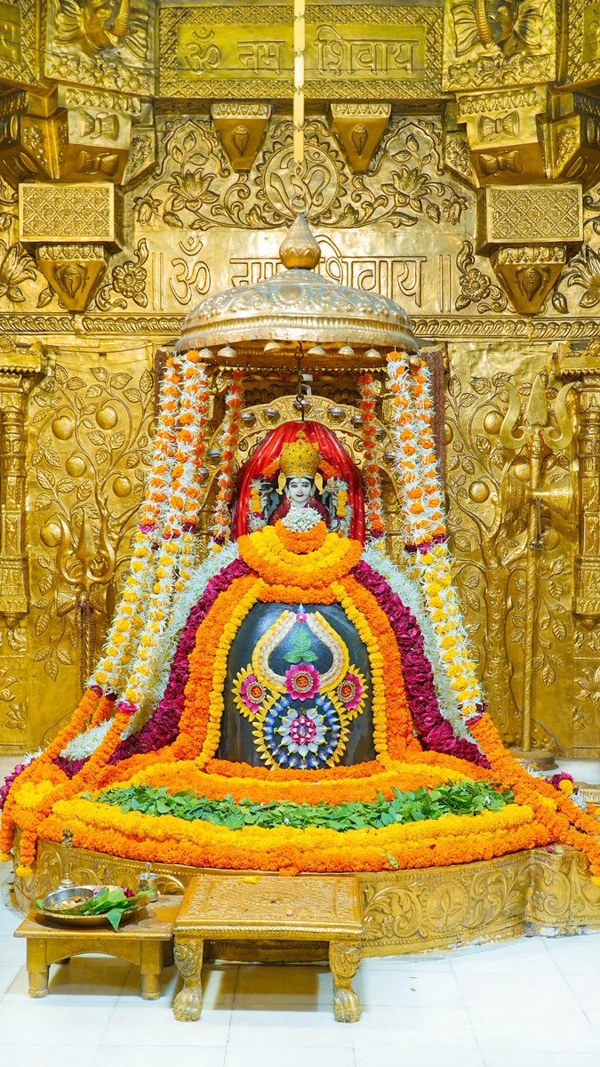 12Jyotirling's tweet photo. श्री सोमनाथ ज्योतिर्लिंग संध्या शृंगार आरती दर्शन | 04.10.2026

Shri Somnath Jyotirlinga Sandhya Shringar Aarti Darshan | 04.10.2026 https://t.co/WInjtPzYqm