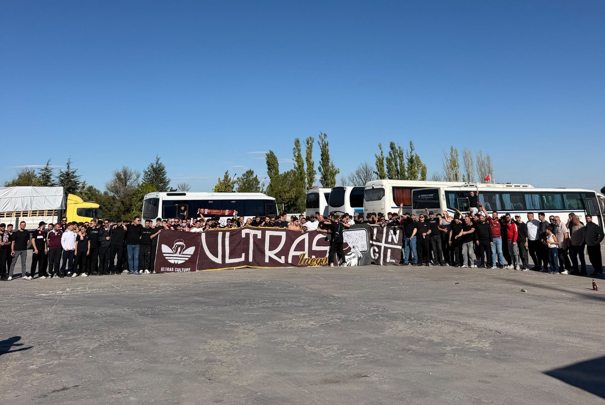 desperad2o's tweet photo. Senin için herşeyimden vazgeçerim #ultrasinegöl #turkishultras #sopalıpankart https://t.co/M9mX4mxqCy
