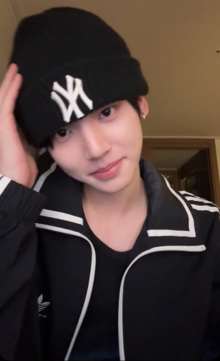yujinchan_pick's tweet photo. 오늘도 귀엽네♥️♥️♥️ https://t.co/avle2mdGrG