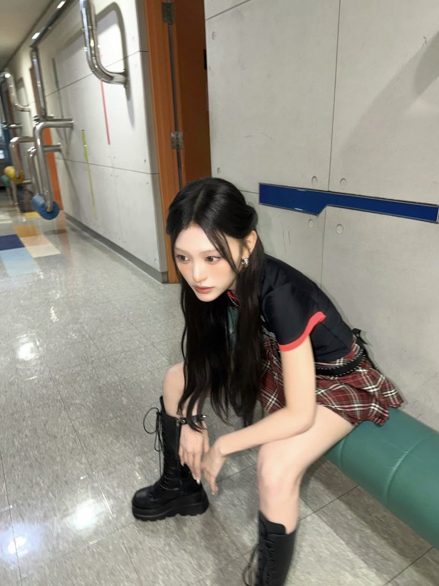 29ovey's tweet photo. 저는여러분이하는것에따라
천사가될수도                         악마가될수도잇습니다 https://t.co/NzHAwlkPu8