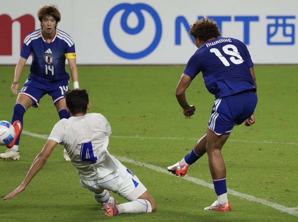 nekomalk_catCAM's tweet photo. 📸｜#アジア大会 準決勝｜#U21日本代表

#ンワディケウチェブライアン世雄
⚽️長居陸上競技場 https://t.co/m4MWX9HpYB