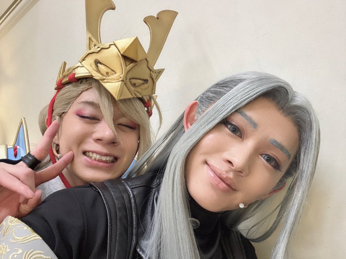 sevenic_riku's tweet photo. 本日は2公演
ありがとうございました！！

明日はお手入れです
力を蓄えて次の公演挑みます！！

いまちゃんかあいいね

#刀ミュ https://t.co/eXU5o71Xob