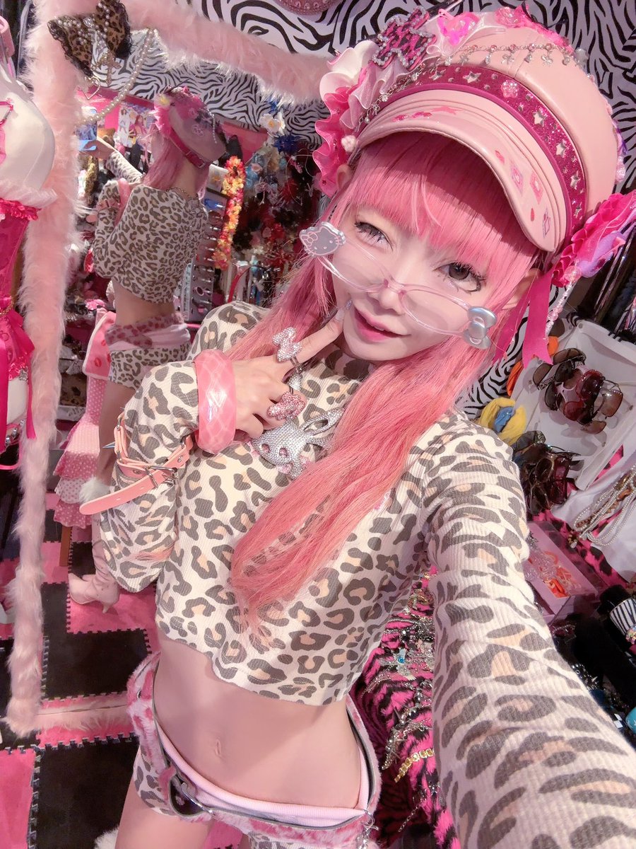 yunipi_ppp's tweet photo. アイドルって清楚じゃなきゃ推せない？ https://t.co/6TOp1zlioS