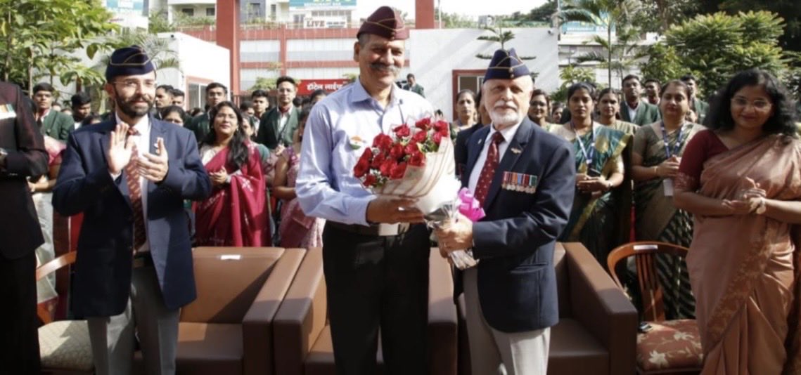 BombaySapperCol's tweet photo. Retirement may end active service, but never the bond with the Bombay Sappers. For veteran Col Vinod Marwaha, the Sapper spirit remains as strong as ever—rooted in loyalty, camaraderie and an enduring commitment to the fraternity. His contribution to the Bombay Sappers Association Fund is gratefully acknowledged. Once a Bombay Sapper, always a Bombay Sapper.

#BombaySappers #Veterans #ServiceBeyondUniform #IndianArmy
#CorpsOfEngineers