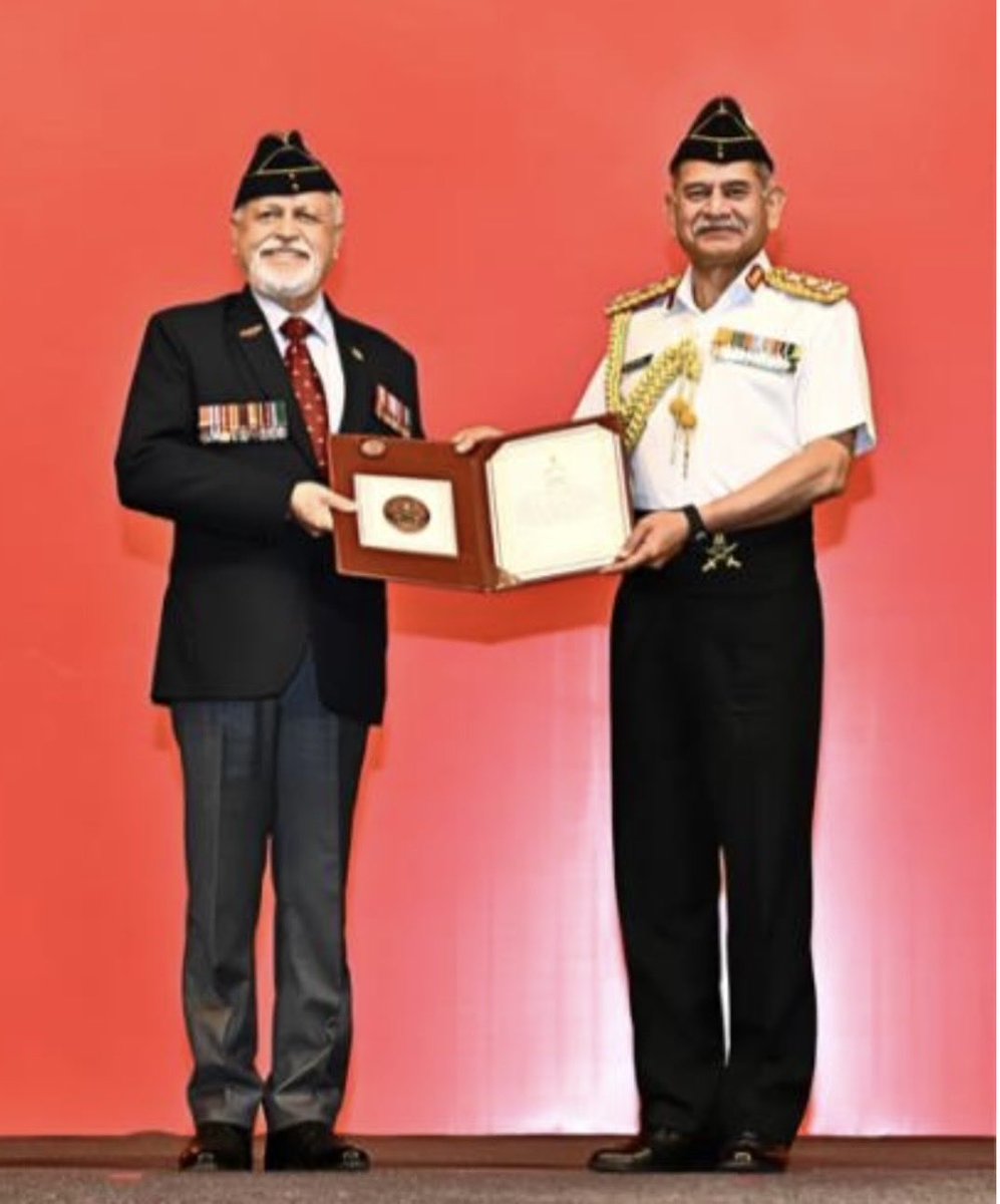 BombaySapperCol's tweet photo. Retirement may end active service, but never the bond with the Bombay Sappers. For veteran Col Vinod Marwaha, the Sapper spirit remains as strong as ever—rooted in loyalty, camaraderie and an enduring commitment to the fraternity. His contribution to the Bombay Sappers Association Fund is gratefully acknowledged. Once a Bombay Sapper, always a Bombay Sapper.

#BombaySappers #Veterans #ServiceBeyondUniform #IndianArmy
#CorpsOfEngineers