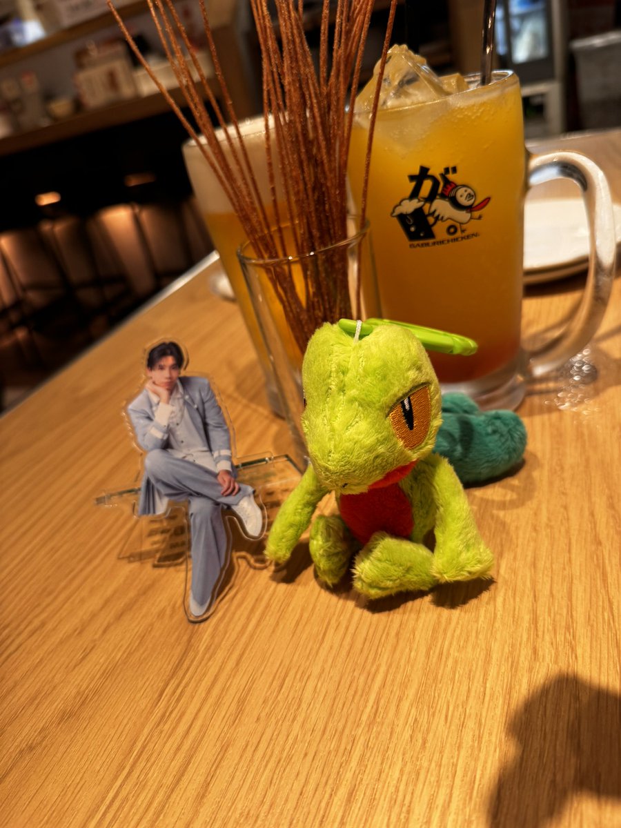 psr428's tweet photo. 今日はポポのダチが桑名に来てくれていたので挨拶させていただいた🙏
昨日ポポは前乗りしてたむたむとご飯行ってたらしいです！！！(プライベート情報開示) https://t.co/Aumw7525Bp