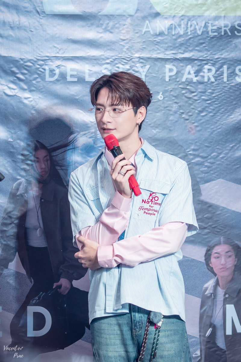 VincentPrae's tweet photo. 💙

#KristPerawat #ยูยู่ของคุณพี
#DELSEYPARISxKrist https://t.co/DQUsEYT1uf