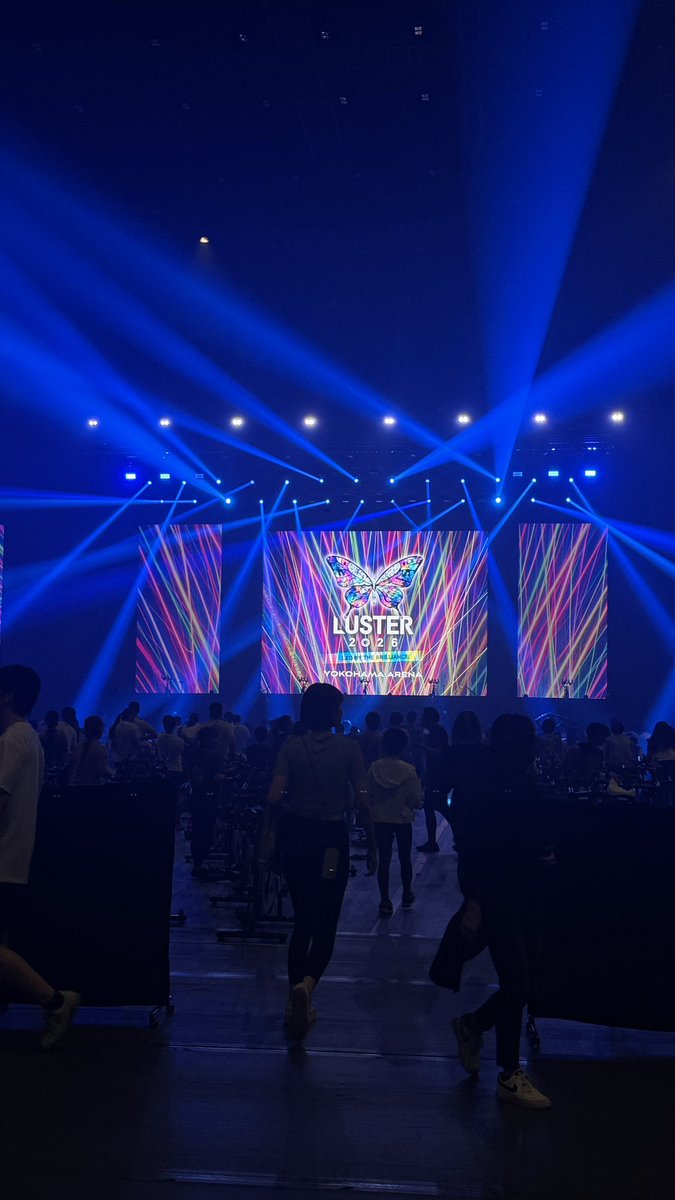 minoritokyo's tweet photo. 素晴らしかったな〜！余韻がすごくて、詳細なレビューも書けない、でもこの景色にまたすぐにでも戻りたいなって思う
自分はまだまだ熱の足りないファンですが、こんな趣味に出会えてよかった、日常に彩りができたと心から思います🌹 https://t.co/zc4p1cFG9s