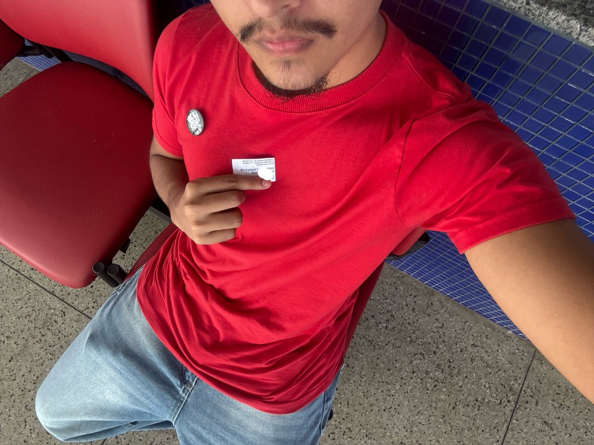 aespacharts's tweet photo. primeiro my nordestino a votar no lula https://t.co/n6C0RsuP0k